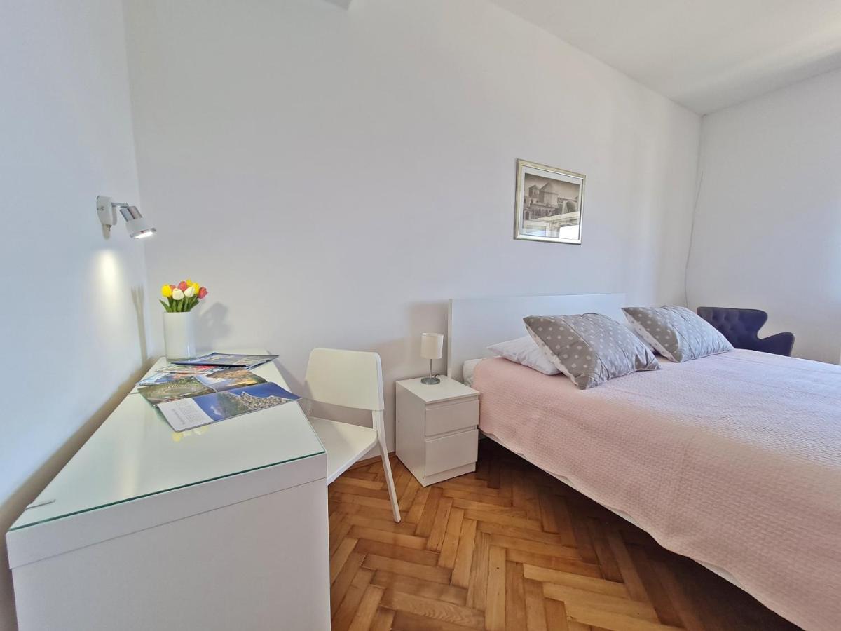 The View Apartment Спліт Екстер'єр фото